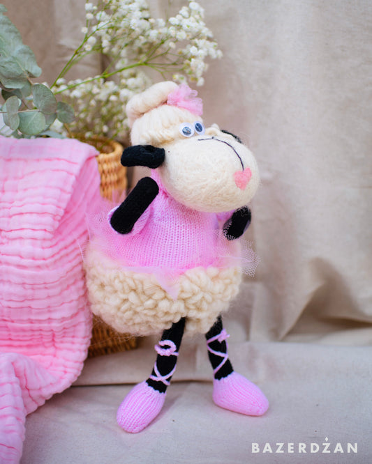 ASKA the sheep-Inspired by the fable Aska and the Wolf by Ivo Andrić