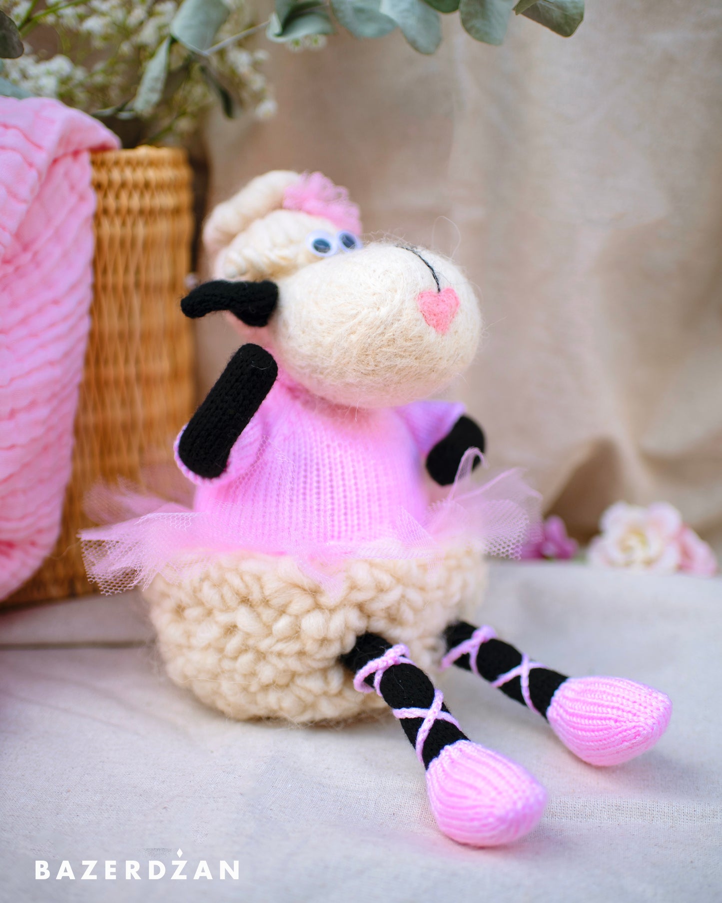 ASKA the sheep-Inspired by the fable Aska and the Wolf by Ivo Andrić