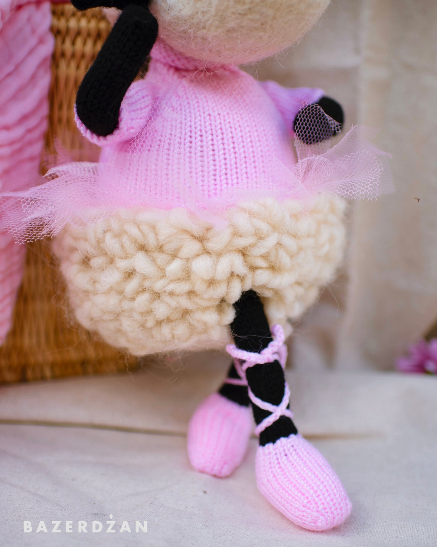 ASKA the sheep-Inspired by the fable Aska and the Wolf by Ivo Andrić