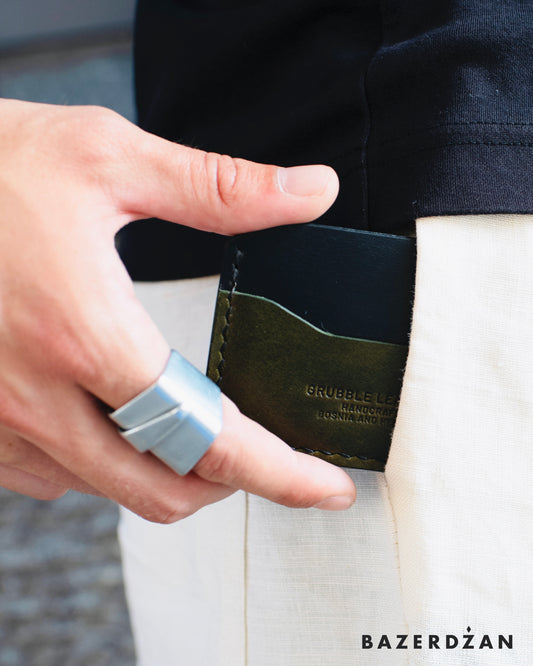 Leather Horizontal Card-Holder - by Grubble