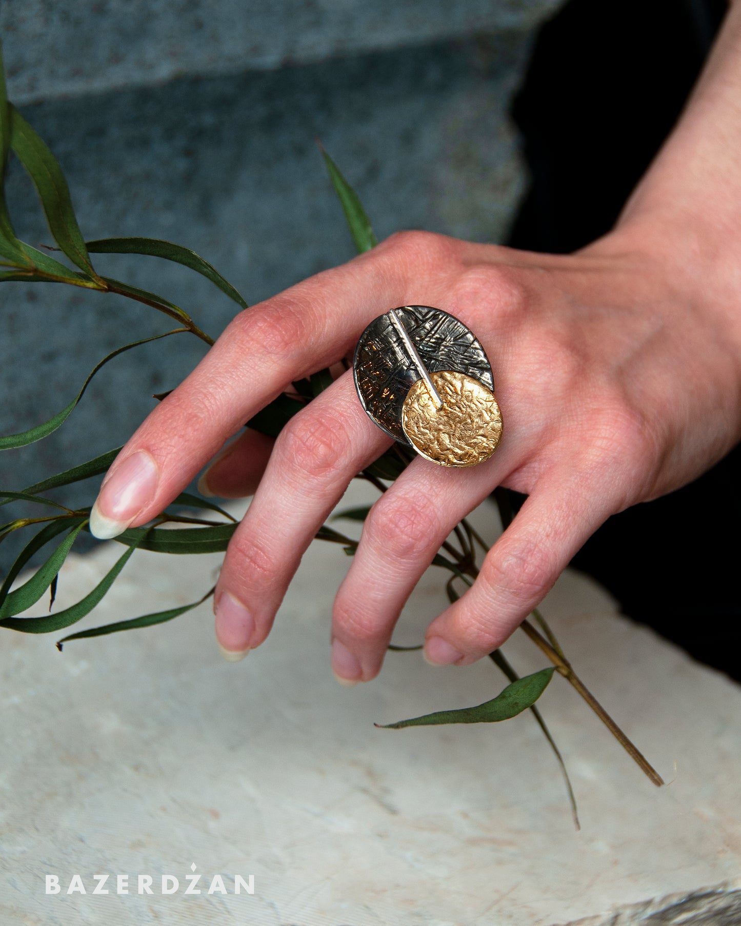 Ring by Benjamin Kavazović