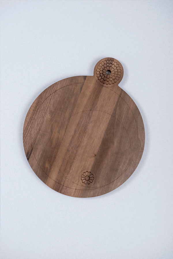 Cutting board - Loop (Material: Walnut) - Bazerdzan