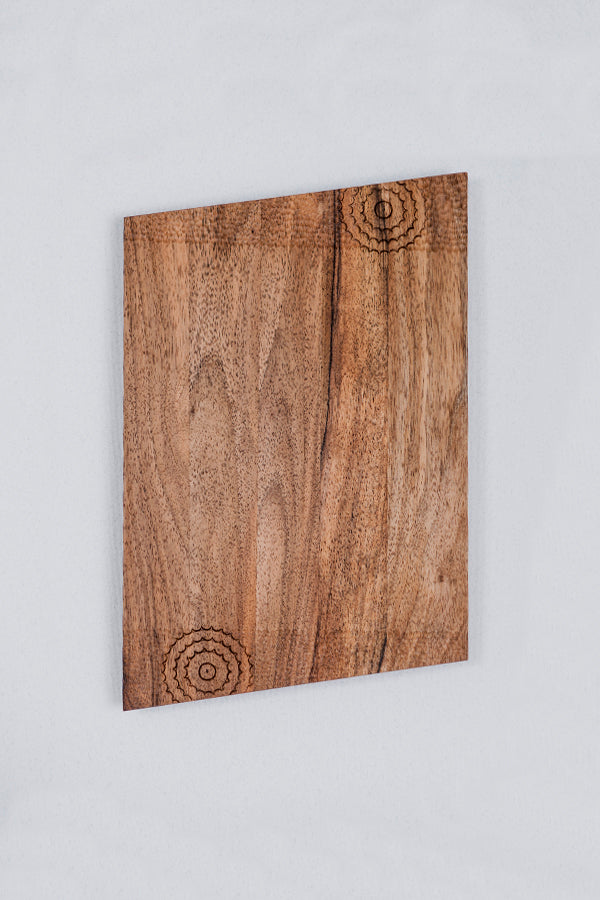 Cutting board - Sea Star (Material: Walnut) - Bazerdzan