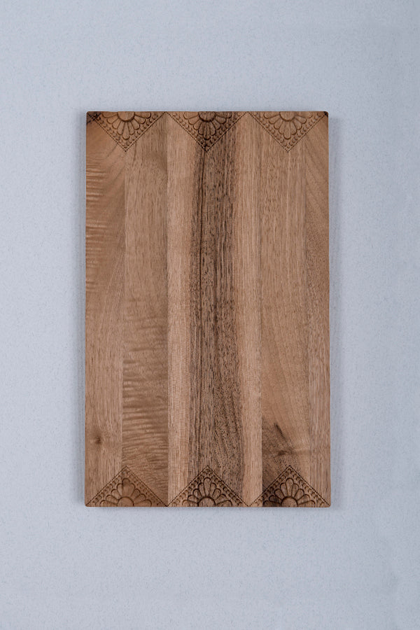 Cutting board - Sheeva (Material: Walnut) - Bazerdzan