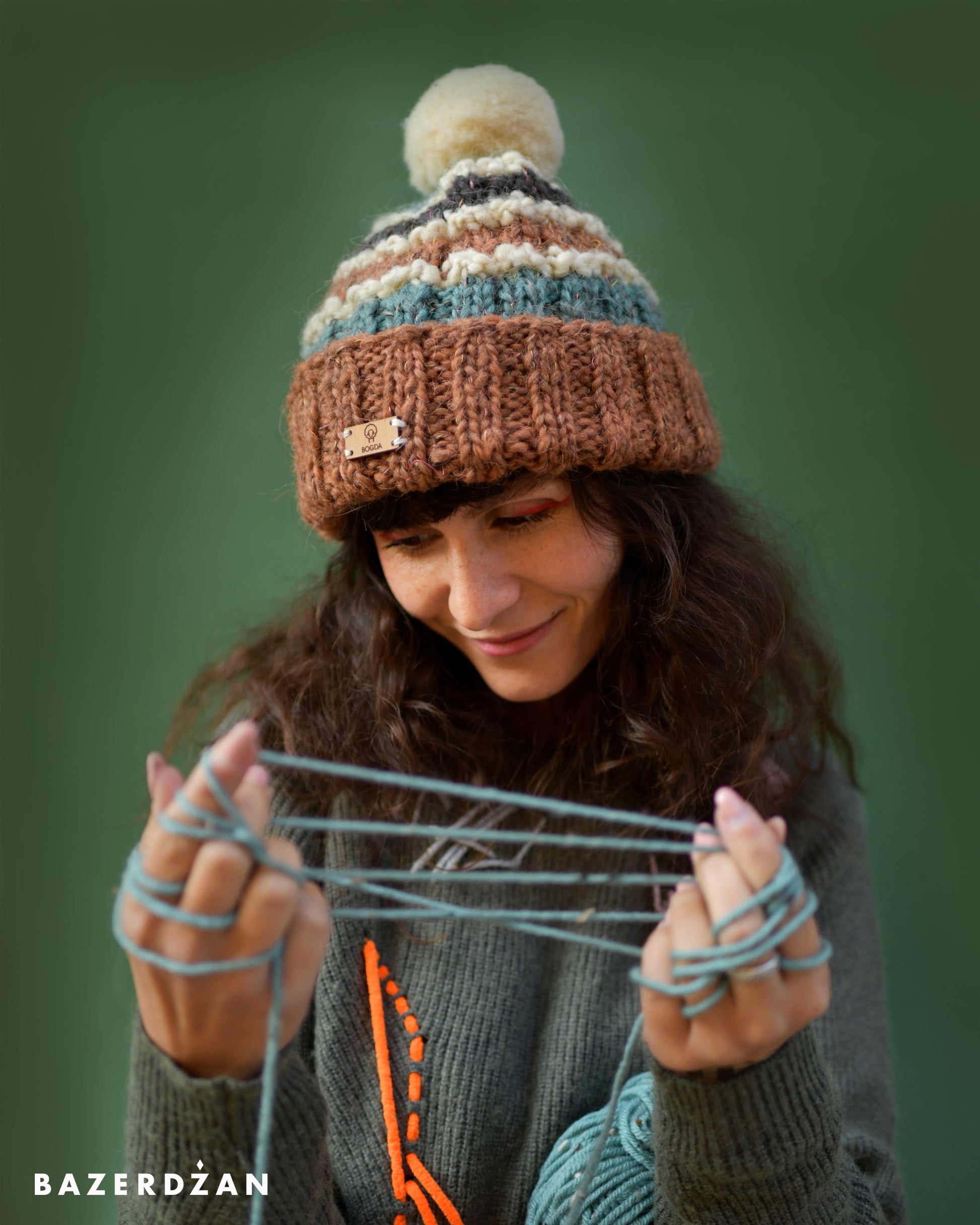 Unisex Woolen Hat with Pom Pom - Bazerdzan