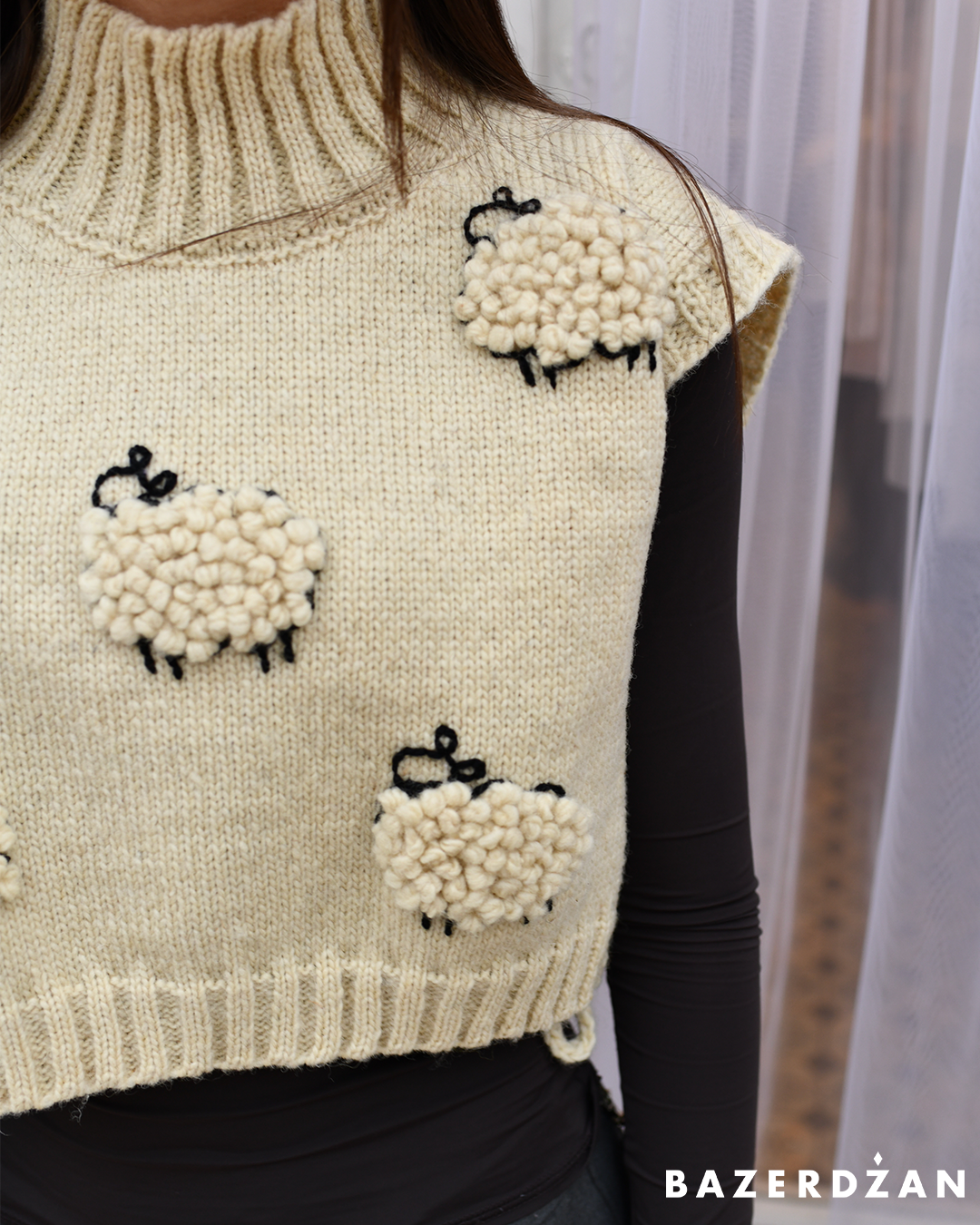 Woolen Sheep Cropped Vest