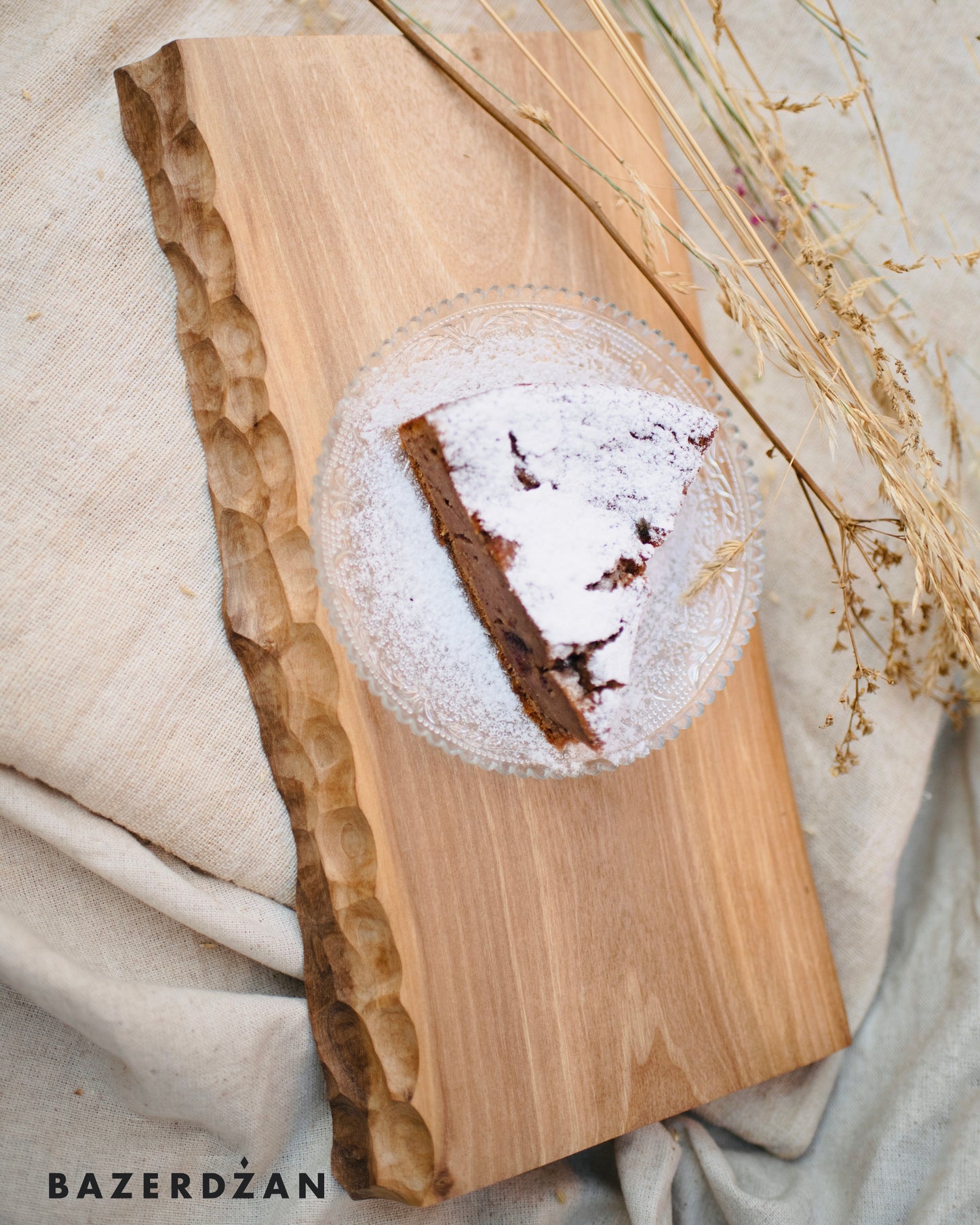 Rezbarija strana Wooden board