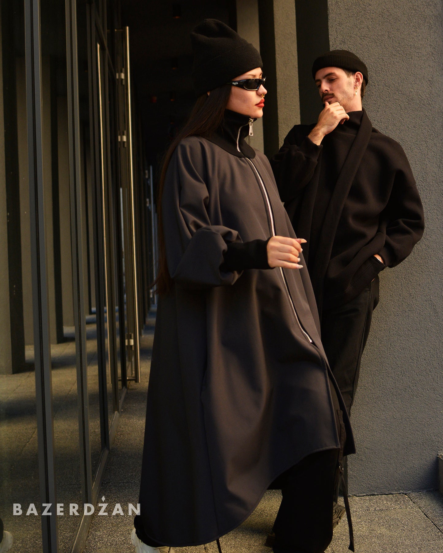 Swan Jacket Black
