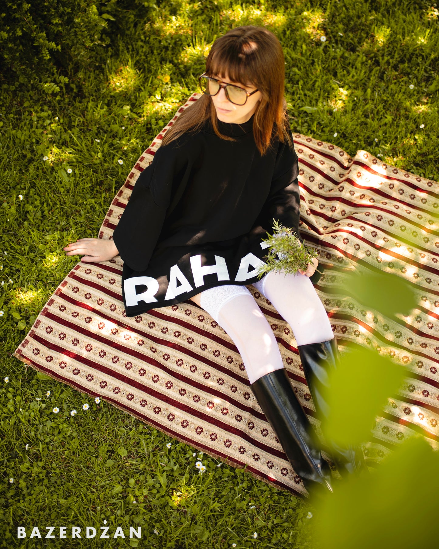 Rahat Oversized T-Shirt