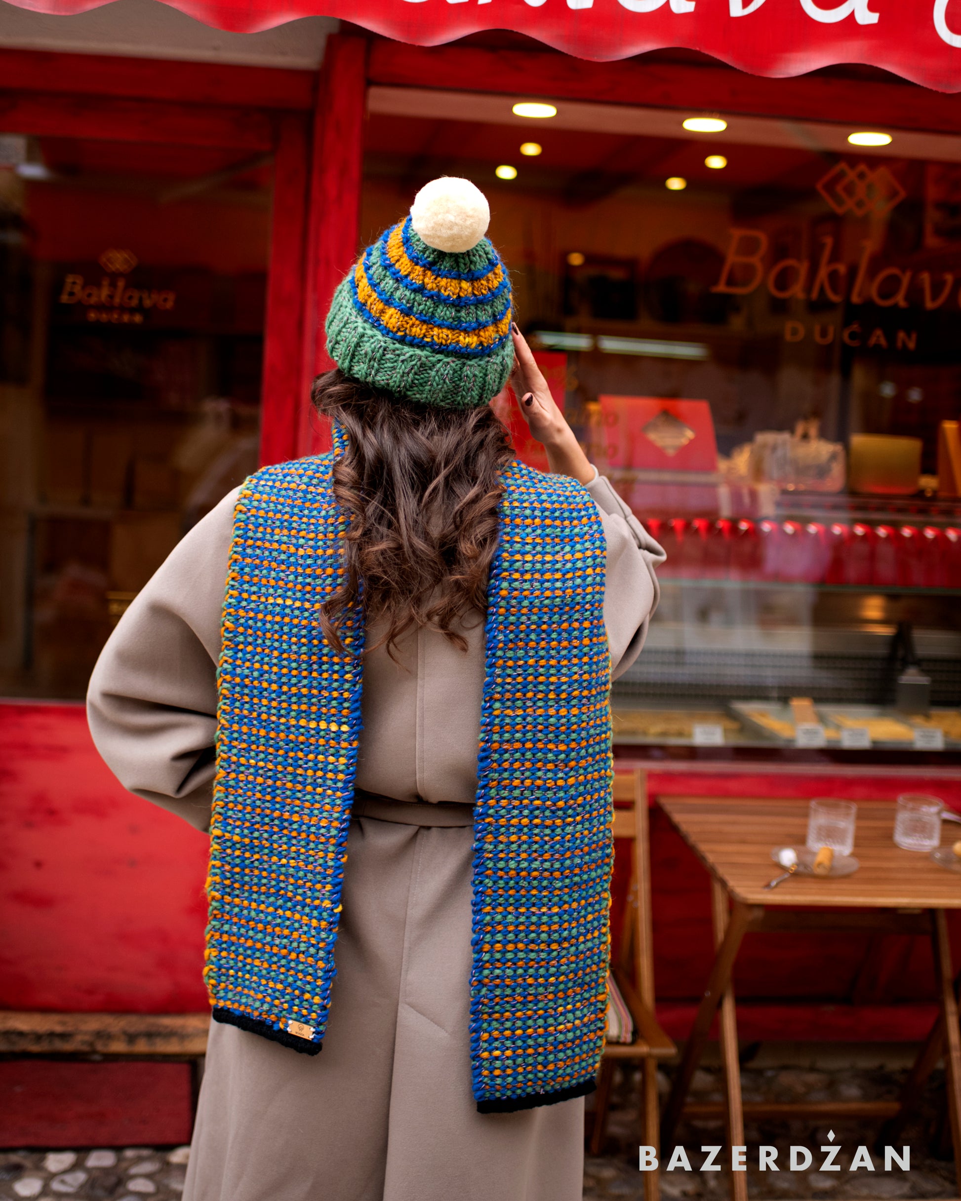 Unisex woolen scarf - Bazerdzan