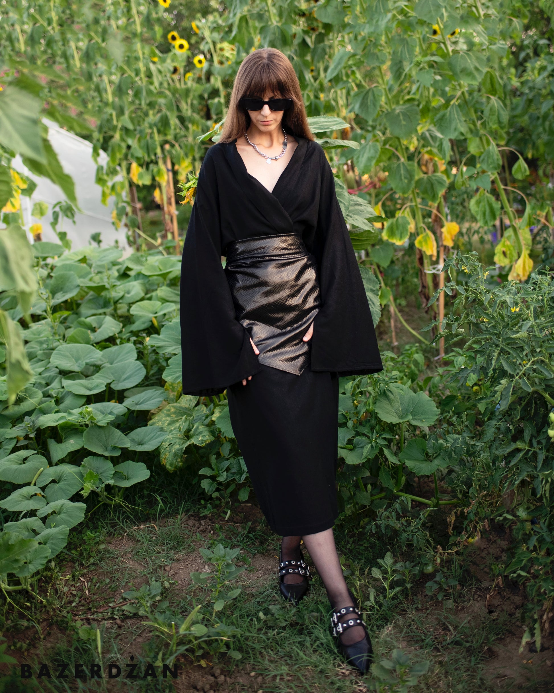Linen Cardigan with Flared Sleeves - Black - Bazerdzan
