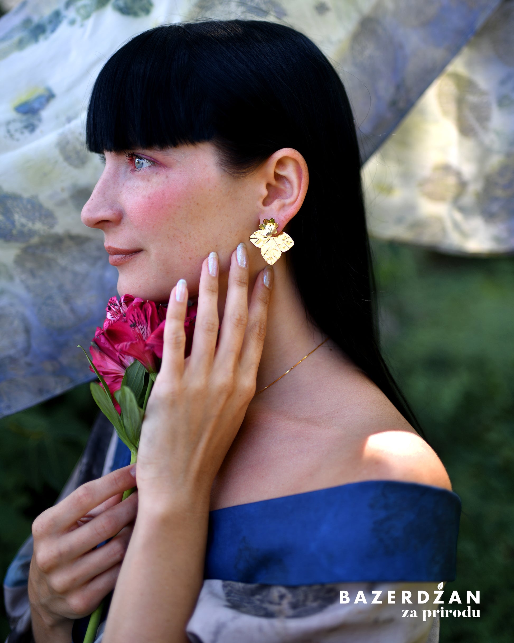 "Hepatica Nobilis" Earrings by Natasha Rubis - Bazerdzan