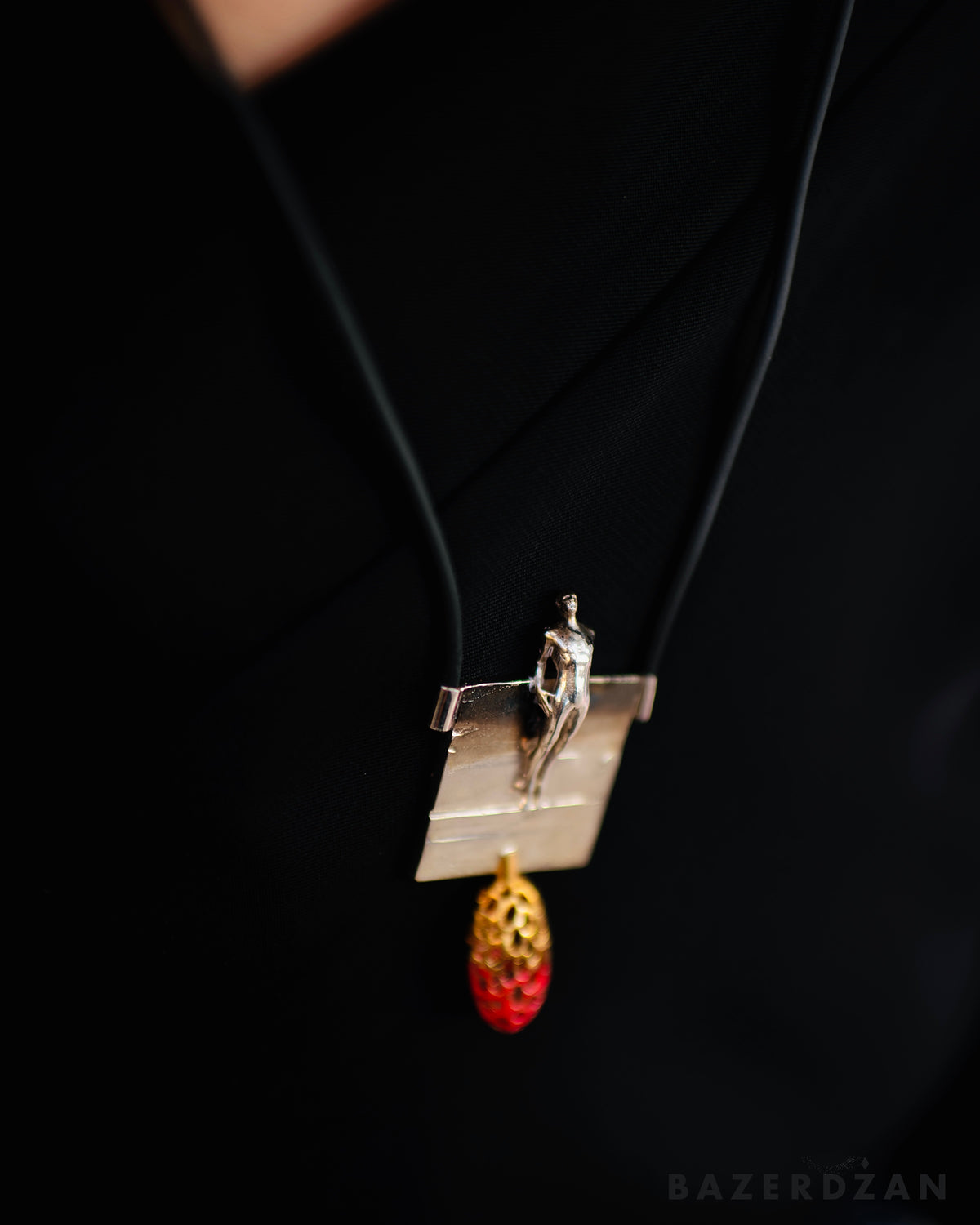 Necklace 2602 by Benjamin Kavazović