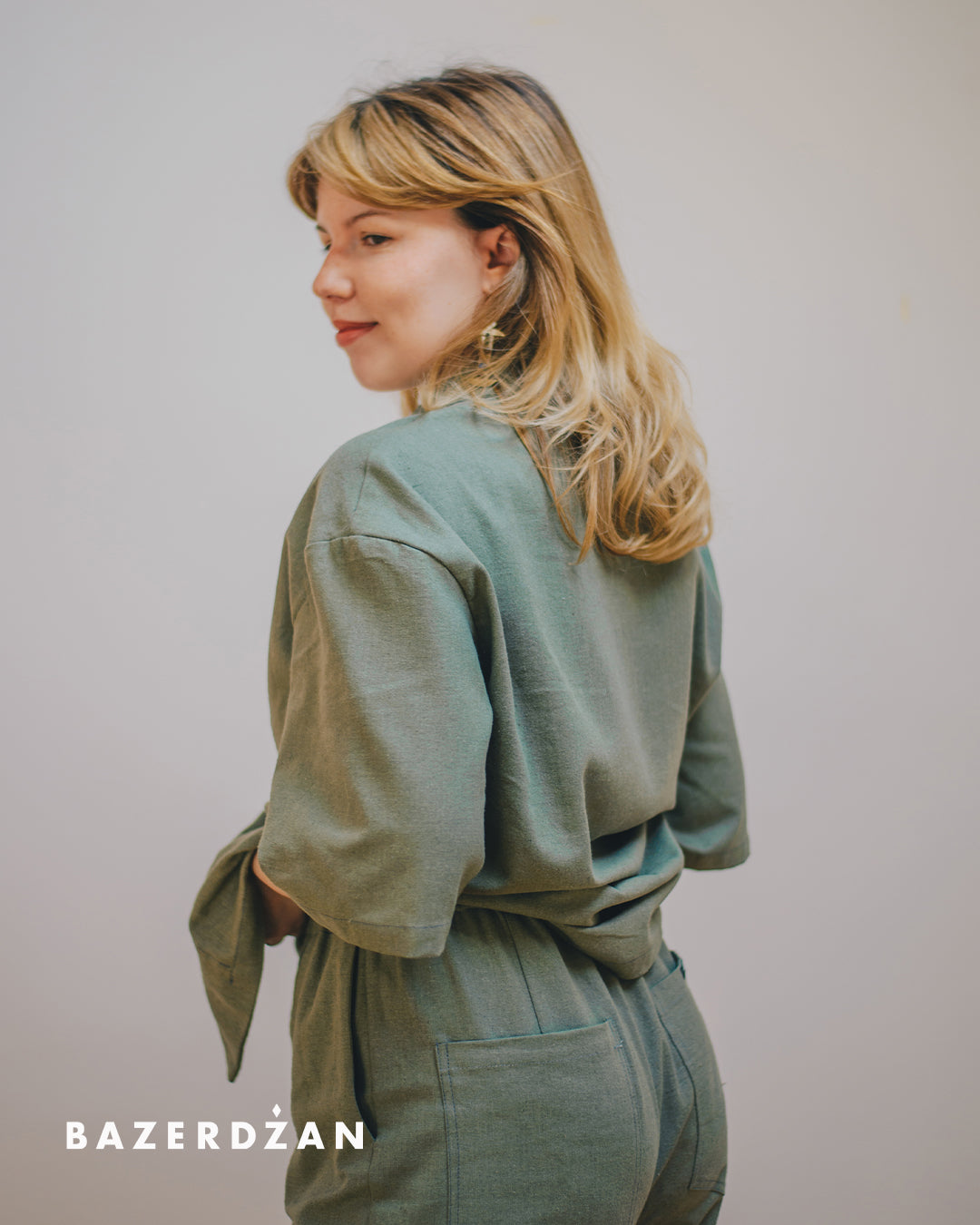 Linen Shirt "Butmir One" by Kemil Bekteši x Bazerdžan - green earth