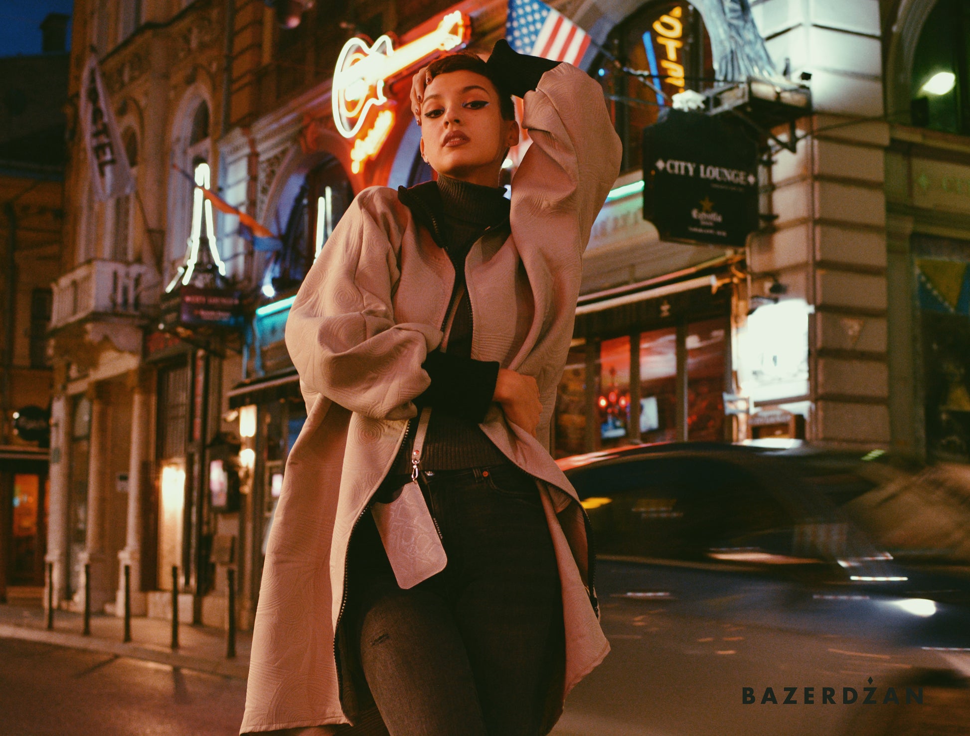 "Rose Swan" Zipped Jacket - Bazerdzan
