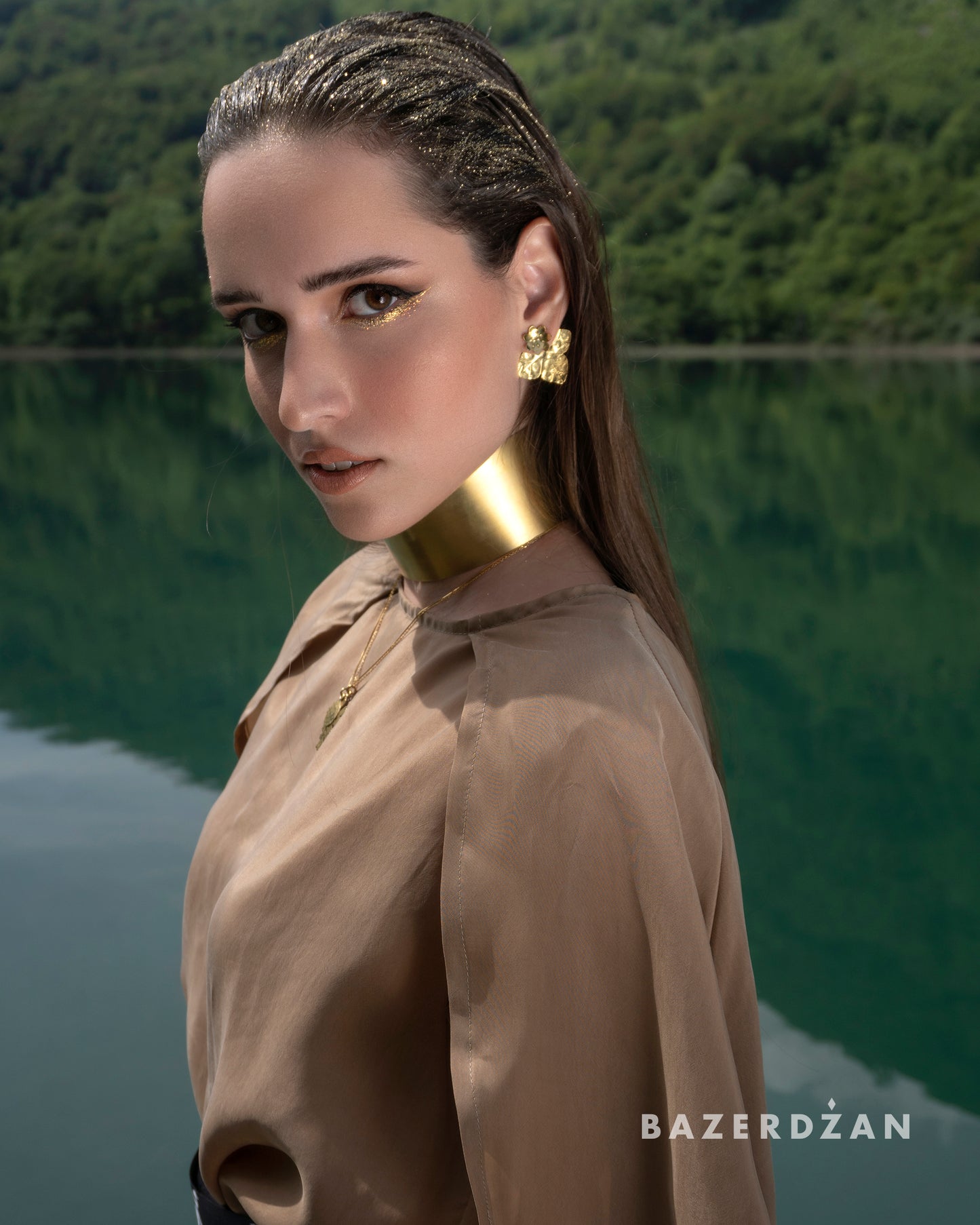 "Hepatica Nobilis" earrings by Natasha Rubis - Bazerdzan