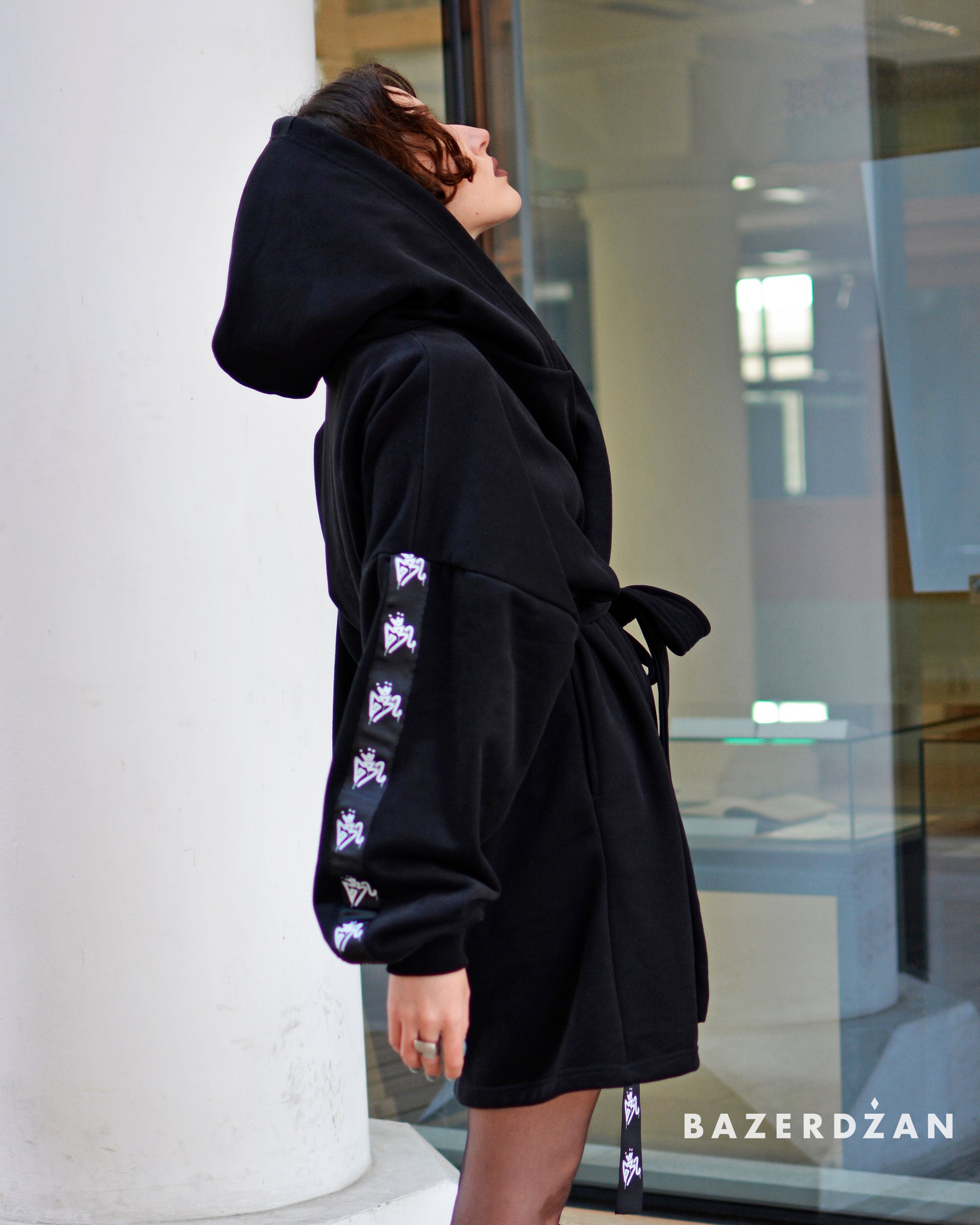 Cardigan Inch / PRE-ORDER - Bazerdzan