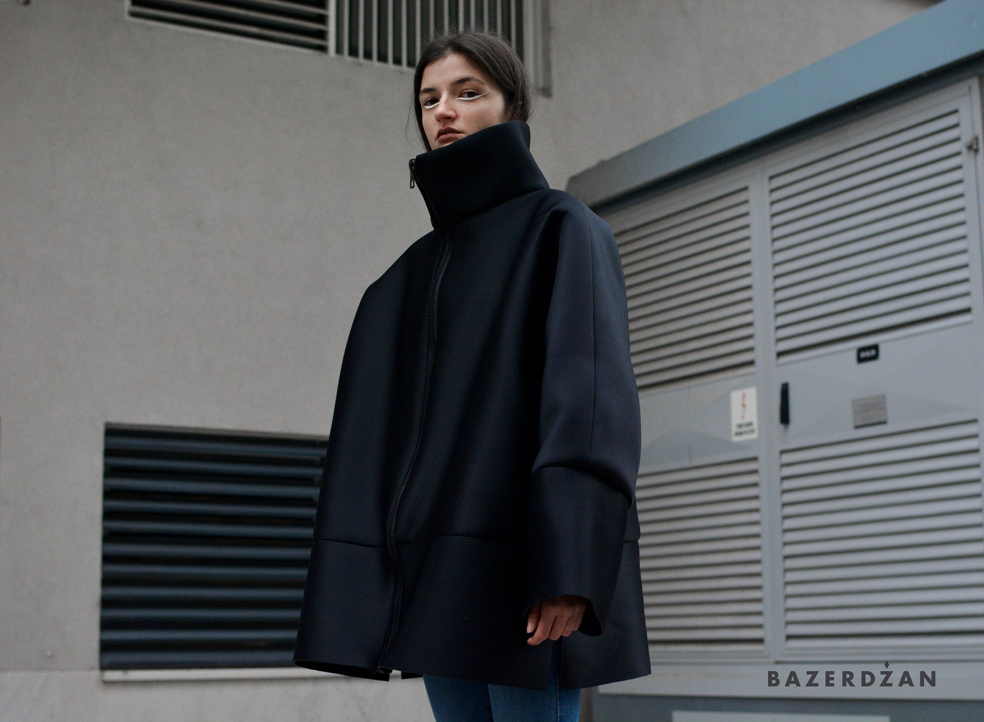 Black oversized jacket - Bazerdzan