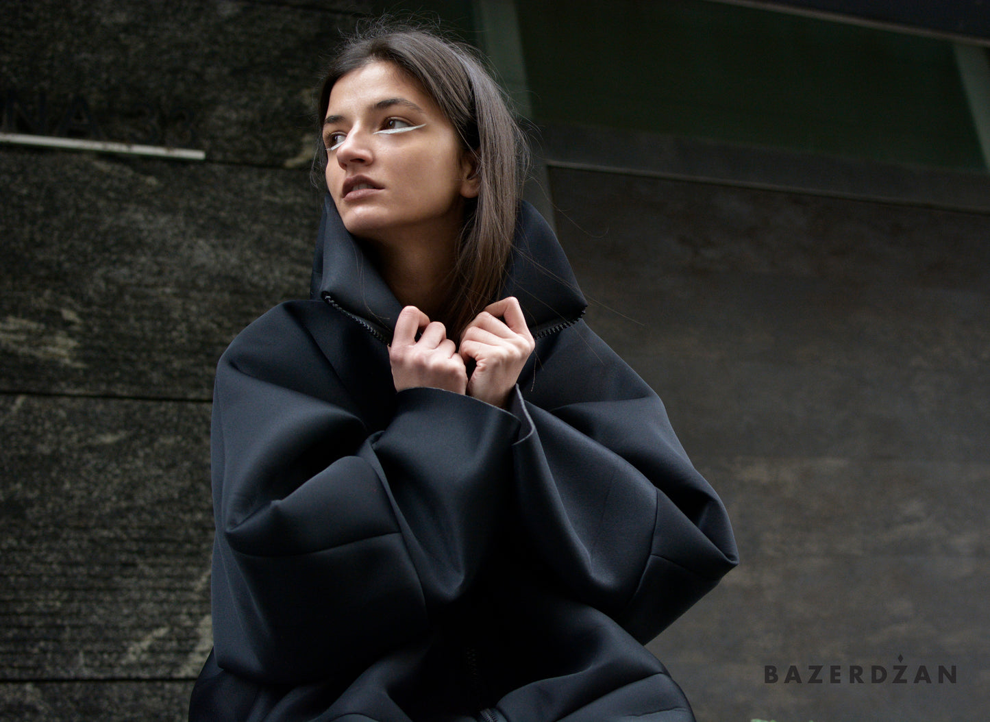 Black oversized jacket - Bazerdzan