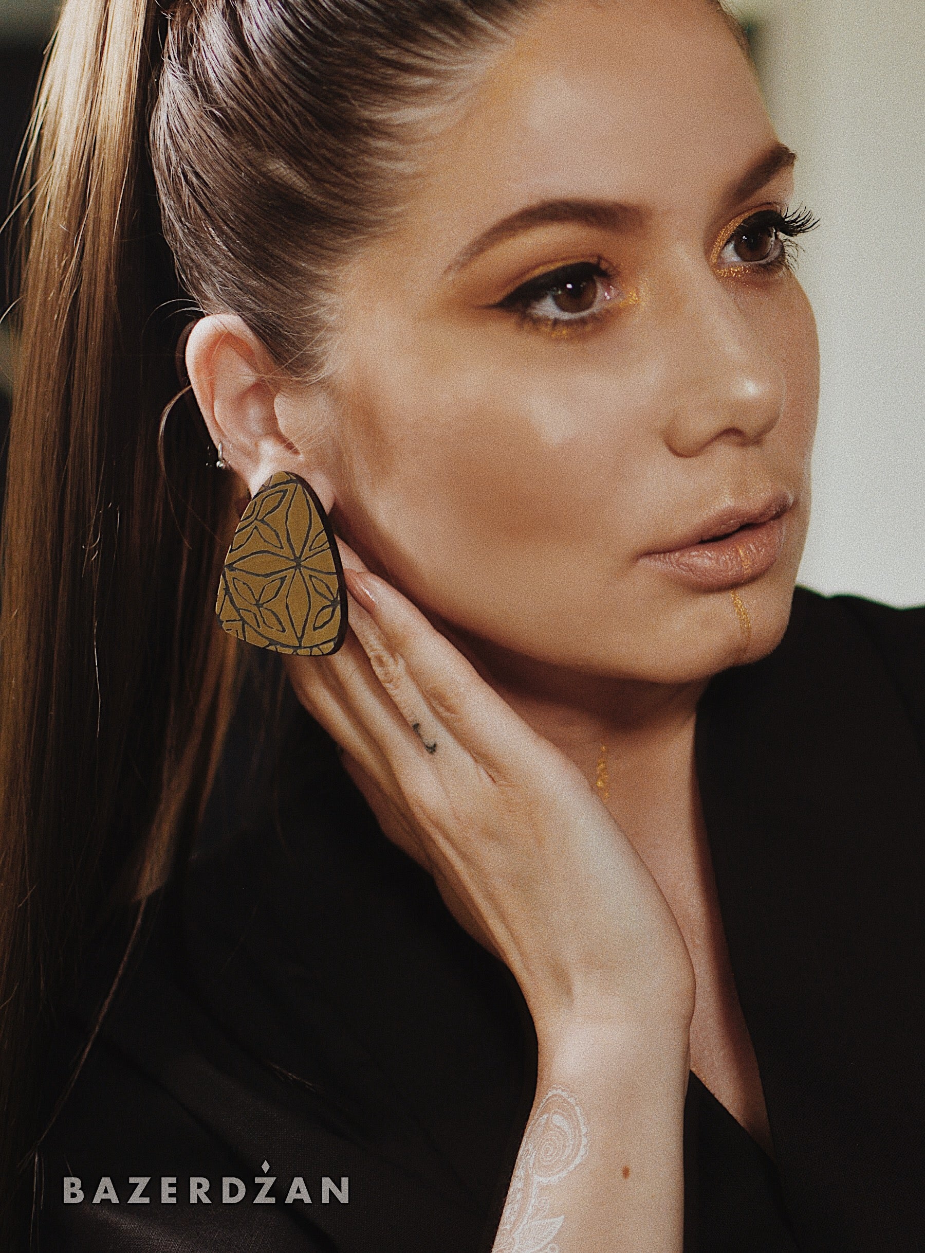 Rosette Earrings - by IVYQ studio - Bazerdzan