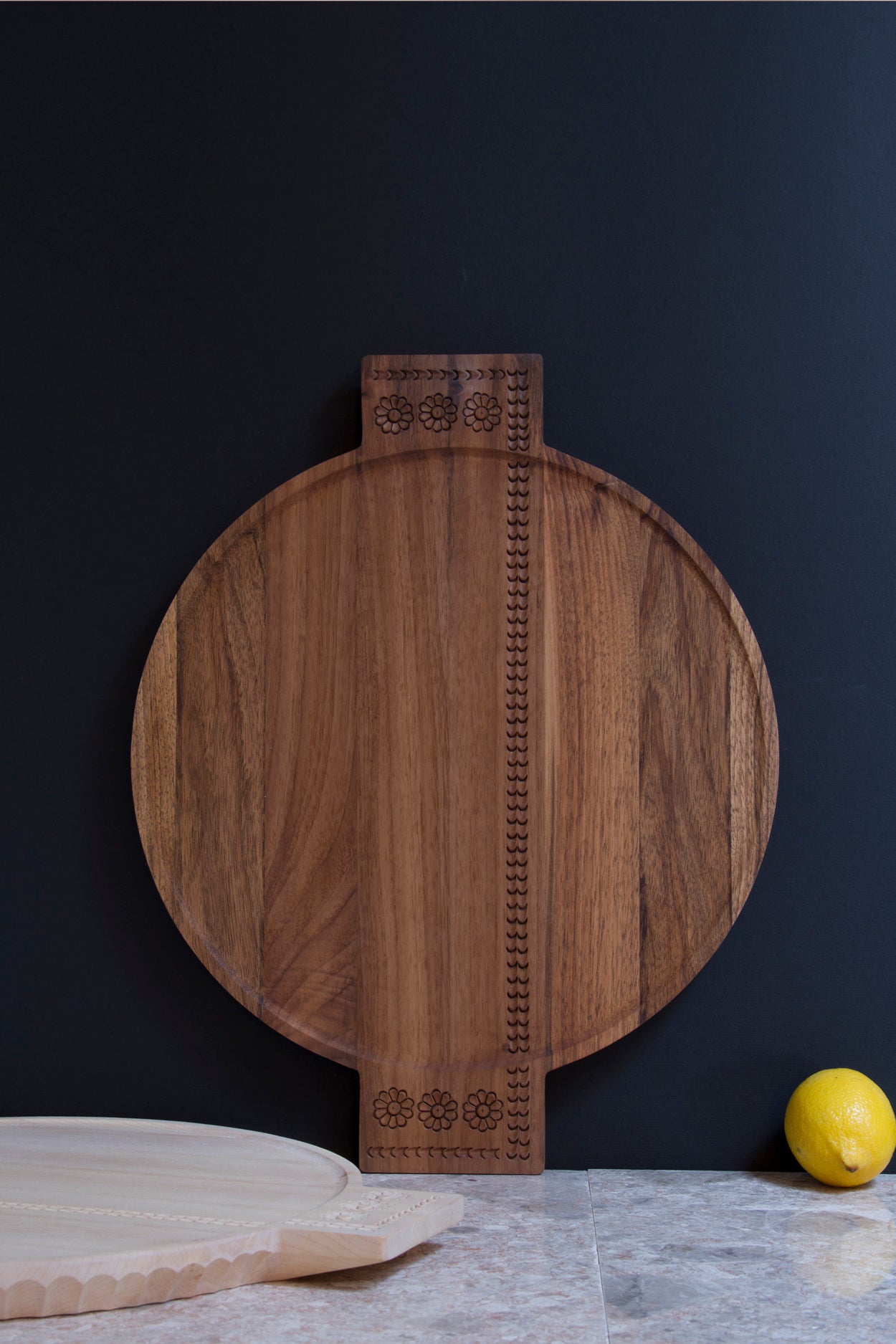 Cutting board - Zen (Material: Walnut) - Bazerdzan