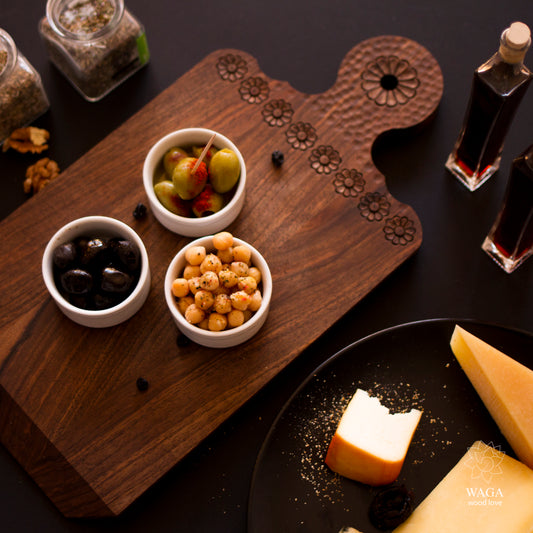 Cutting board - Istanbul (Material: Walnut) - Bazerdzan
